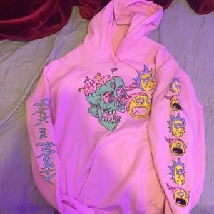 It is new, it was never used color pink